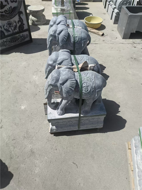 嘉祥青石雕刻 天青石材質 耐風化 藝術與耐用兼具